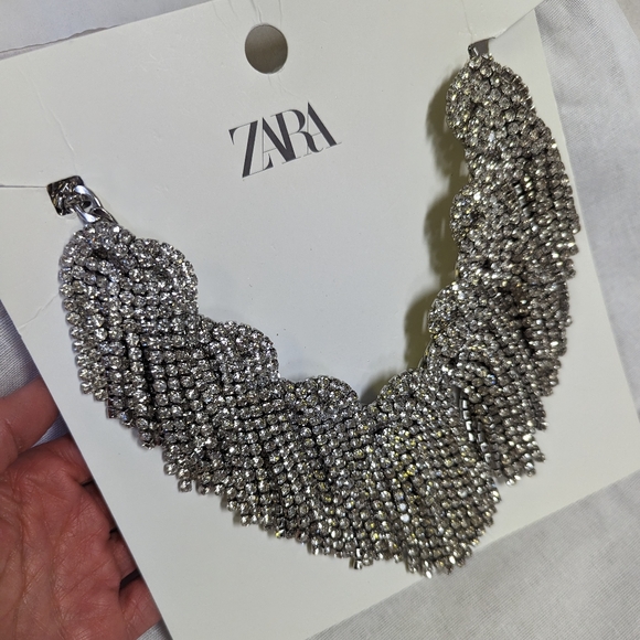 ZARA MAXI RHINESTONE JEWEL STATEMENT NECKLACE SILVER - Picture 8 of 9